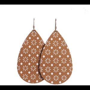 Nickel & Suede EUC Size Small London Tan Sedona